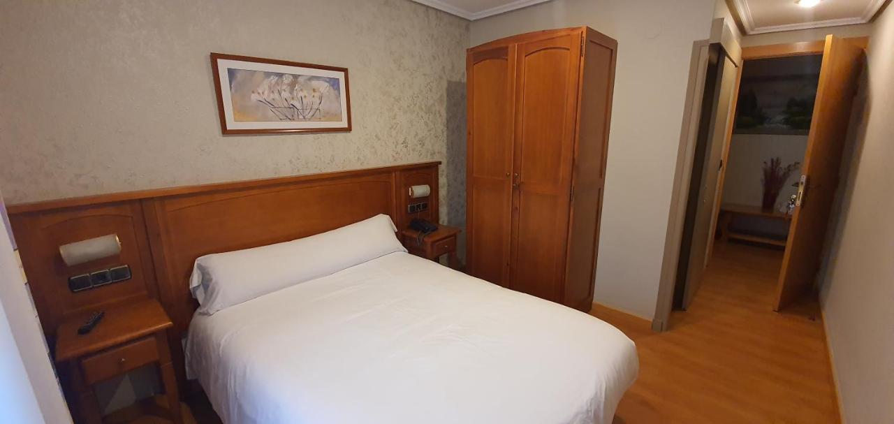 Hotel Gomar San Martin de Moncayo Bagian luar foto